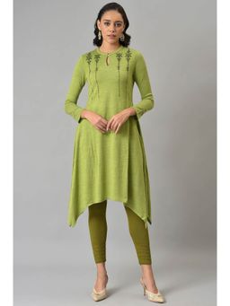W - Green Embroidered Winter Kurta