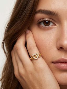 Miss Highness - 925 Sterling Silver Heart Infinity Ring with White Stone for Women