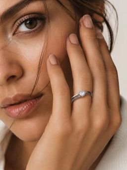 Miss Highness - 925 Sterling Silver Solitaire Ring with White Stone for Women
