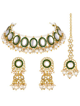 Peora - White Kundan Studded Choker Jewellery Set
