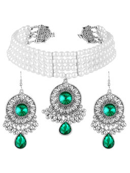 Peora - Silver Plated Faux Emerald and Beads Jewellery Set