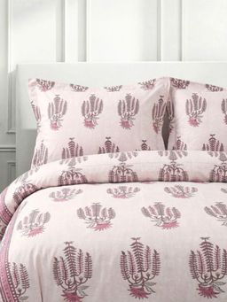 the White Moss - Pure Cotton King Size Bedsheet Set With 2 Pillow Covers