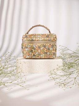 House Of Kosha - Abia Pastel Georgette Embellished Clutch