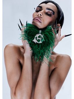 Outhouse - The Scarlet Minivet Handbag In Amazon Green Clutch