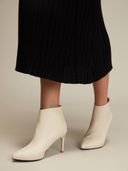 Off White color option, Sold out