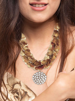 Suhani Pittie - Gold coin cluster neckpiece with crystal pendant