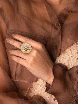 Suhani Pittie - Gold coin pankha ring with crystal and pearl flower center