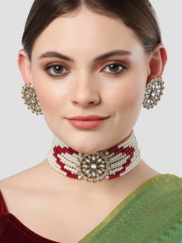 Karatcart - Gold Plated White Pearl and Red Beads Kundan Choker Necklace Set for Women