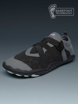 CULT - Men AquaGrip Training Shoes - Black