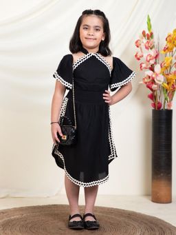 Bugandbees - Black Solid Dress