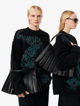 Lacoste - Black FW24 Runway Lenglen Shoulder Bag