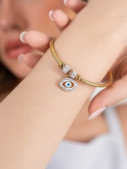 ZAISHA - 18K Gold Plated White Evil Eye Charm Magnetic Bracelet