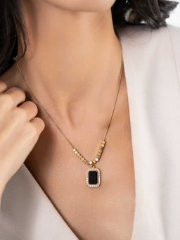 ZAISHA - 18K Gold Plated Clavicle Black Gemstone Bar Necklace