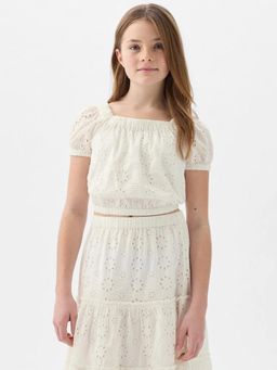 GAP - White Self Design Regular Top
