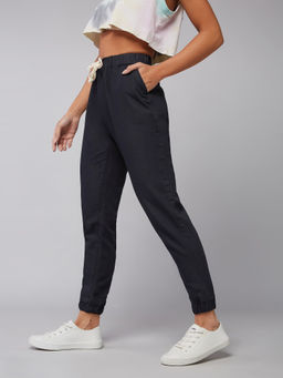 DOLCE CRUDO - Women's Black Regular Length Mid Rise Clean Look Regular Fit Denim Joggers