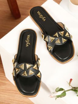 VALIOSAA - Women Black Square Toe Casual Flats