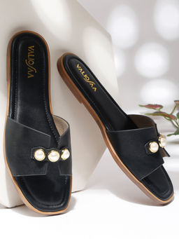 VALIOSAA - Women Black Square Toe Casual Flats