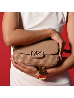 Akiki London - Parklane Flap Handbag With Detachable Strap - Beige (M)