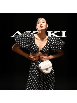 Akiki London - Coventry Sling Bag - White (S)