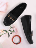 Black color option, Currently selected