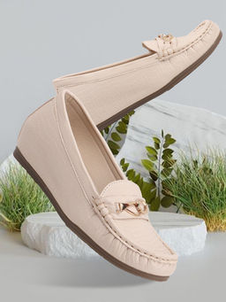 Carlton London - Women Cream Casual Slip-On Gold Chain Detail Loafers