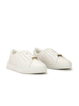 Guess - Women White Quilted Lace-Up Sneakers