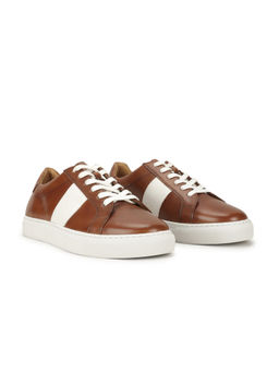 Guess - Men Tan Striped Lace-Up Sneakers