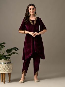 MYSHKA - Magenta Velvet Kurta and Pant (Set of 2)