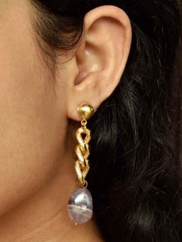 BeAbhika - Broad Chain Stud Earrings