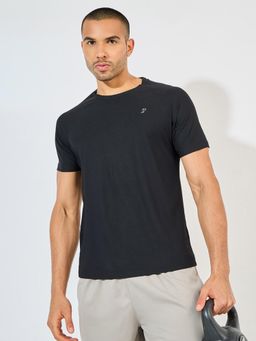 Styli Elevate - Men Black Crew Neck Reflective Logo Longline T-Shirt
