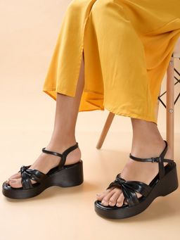 ROCIA - By Regal Black Women Classic Knotted Platforms Heel Sandals
