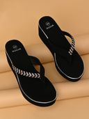 Black color option, Currently selected