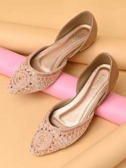 ROCIA - By Regal Peach Women Embroidered Juttis