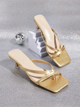 IRUSSH - Lumiere Gold Kitten Heels