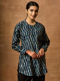 Women Plus - Blue Silk Printed Short Kurti