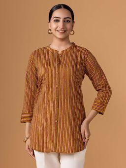Women Plus - Brown Pure Cotton Stripes Printed Short Kurti