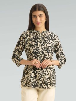 Women Plus - Black Pure Cotton Abstract Printed Short Kurti