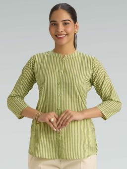 Women Plus - Green Pure Cotton Printed Short Kurti