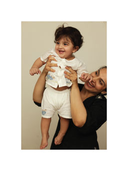 Bhaakur - White Turtle Jhabla and Shorts (Set of 2)