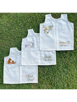 Bhaakur - White Sleeveless Jhablas (Pack of 3)
