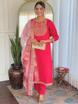 Gahan - Rani Pink Straight Kurta with Pant & Dupatta