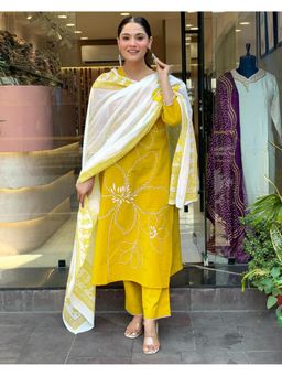 Gahan - Lemon Yellow Straight Kurta with Pant & Dupatta