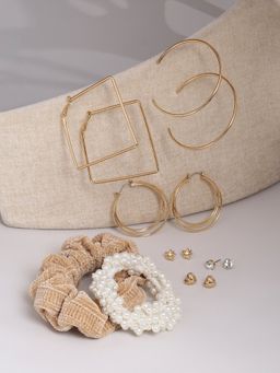 Lilly & Sparkle - Gold-Toned Circular Studs Earrings (Set of 8)