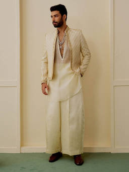 Gopi Vaid - Off White Ishaan Jacket With Kurta And Pant