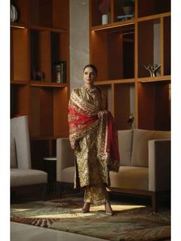 ITRH - Gold Suvarna Kurta With Pant And Dupatta