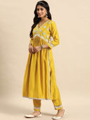 Yellow color option, Sold out, Currently selected