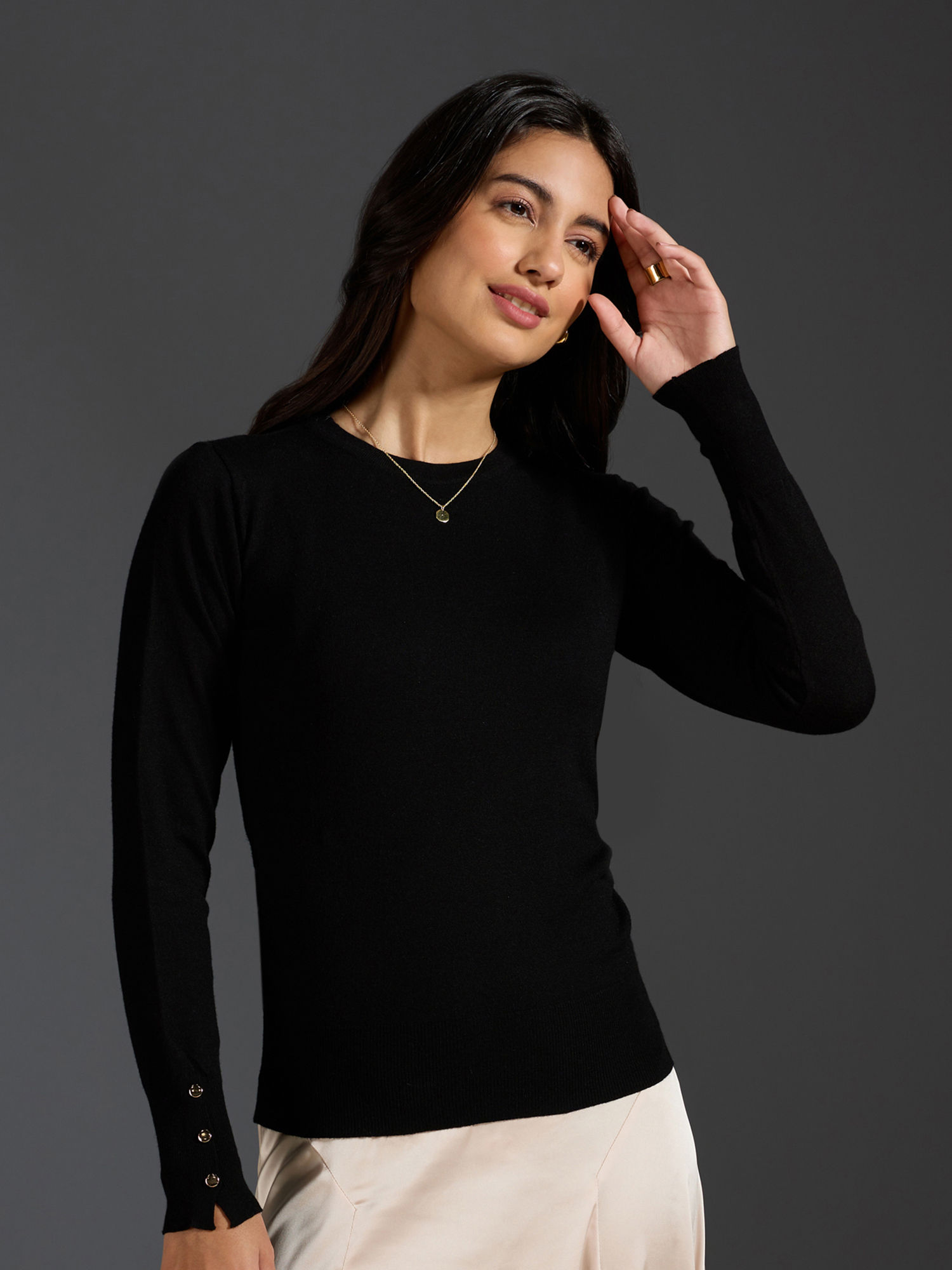 Black Solid Buttoned Cuffs Sweater-picture-29