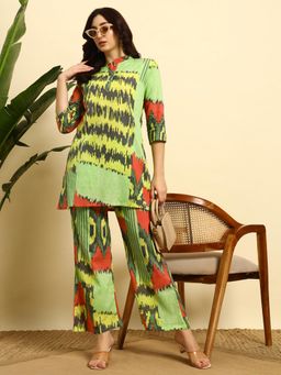 SEPHANI - Green Printed Nightsuit Set