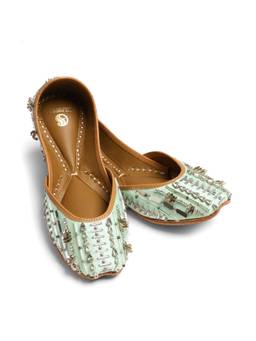Shilpsutra - Mint Crystal Mirror Blue Juttis