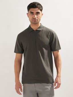 Nobero - Men Textured Polo T-Shirt Brown